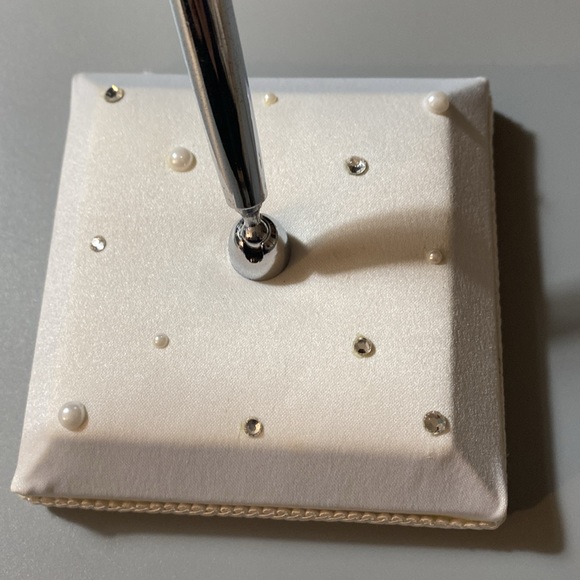 Cathy’s Concept Wedding Book Silver Plated Pen - Picture 3 of 3